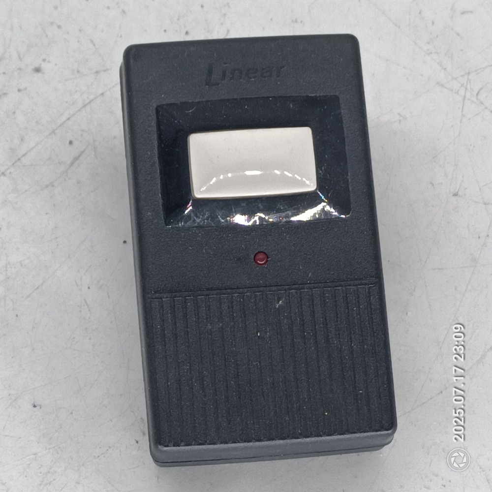 GENUINE OEM Linear  DTD DTC Garage Door Remote    hc
